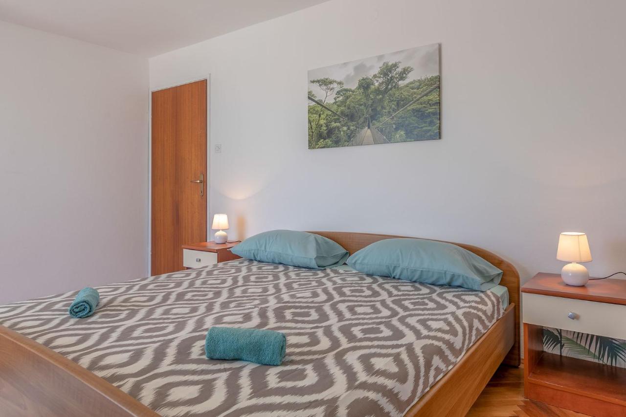 Villa John Pula Extérieur photo