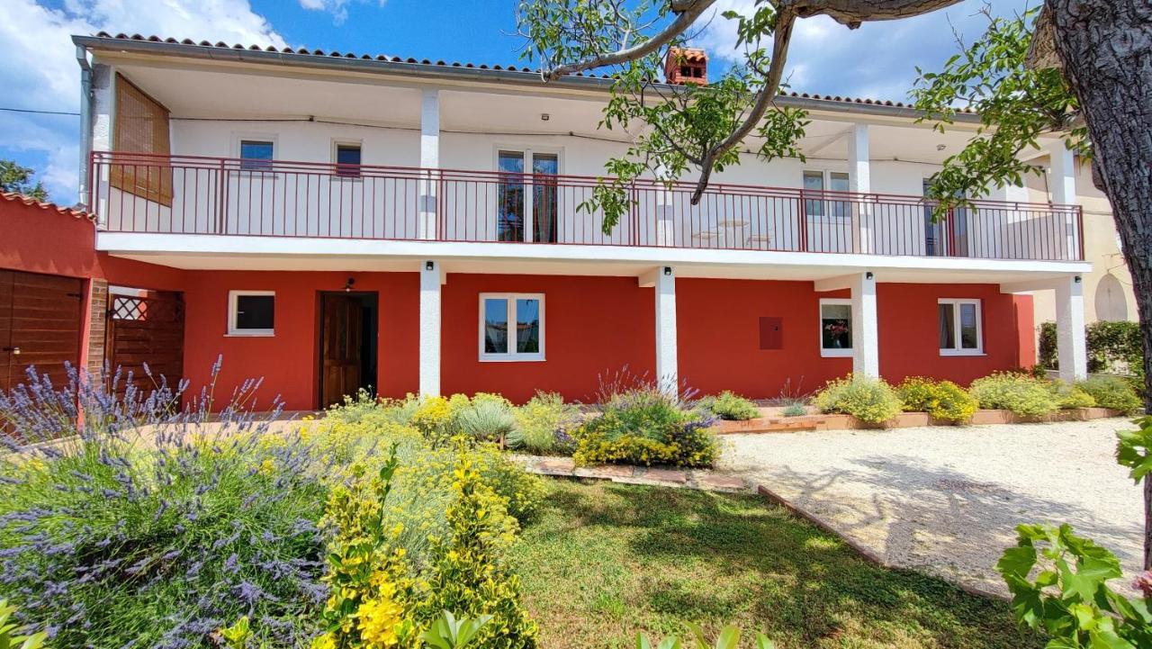 Villa John Pula Extérieur photo